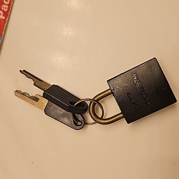 Luggage Locks 🔐 - Picture 7 of 12